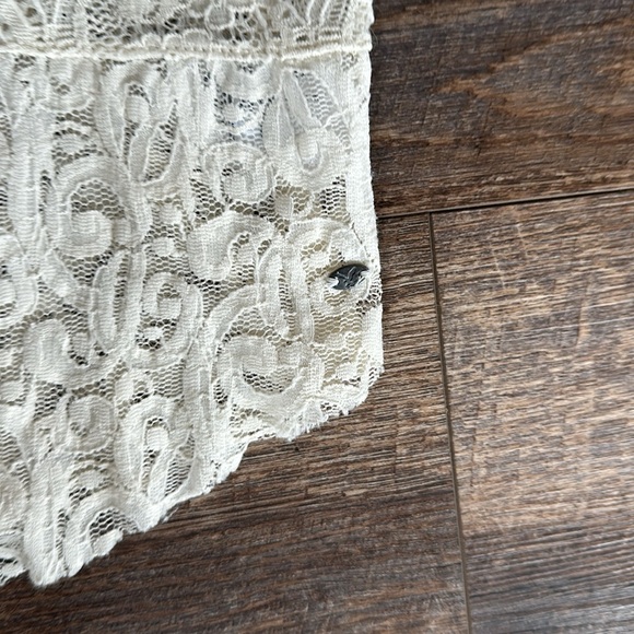 American Eagle Outfitters Lace Tank Top - Picture 10 of 15